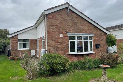 8 Charles Road, Fakenham, Norfolk... 3 bed detached bungalow for sale