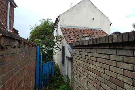 55A Southtown Road, Great Yarmouth... 1 bed mews for sale