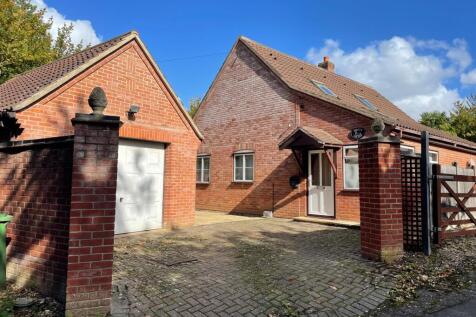 Corner Cottage, Lower Globe Lane... 4 bed detached house for sale