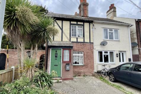 2 bedroom semi-detached house for sale