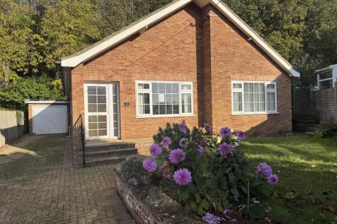 8 Hawthorn Drive, Dersingham, King's... 2 bed detached bungalow for sale
