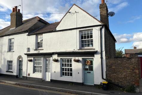 4A High Street, Great Wakering... 1 bed flat for sale