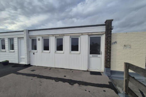 138 Meadow Way, Norwich, Norfolk NR6 6XU 1 bed flat for sale