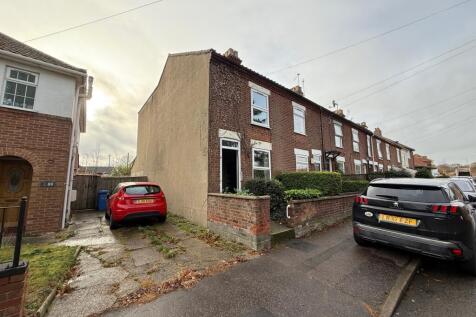 91 Waterworks Road, Norwich, Norfolk... 3 bed terraced house for sale