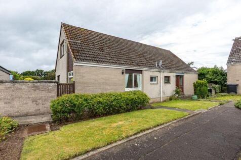 6 Deans Court, Kelso TD5 7LY 2 bed semi