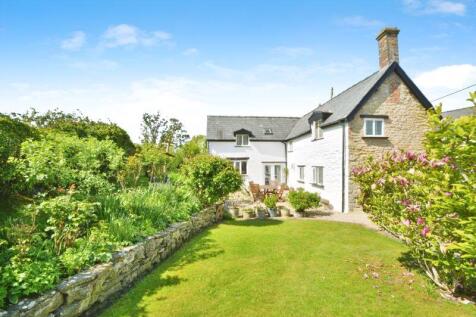 Purton Stoke, Swindon, Wiltshire 3 bed detached house for sale