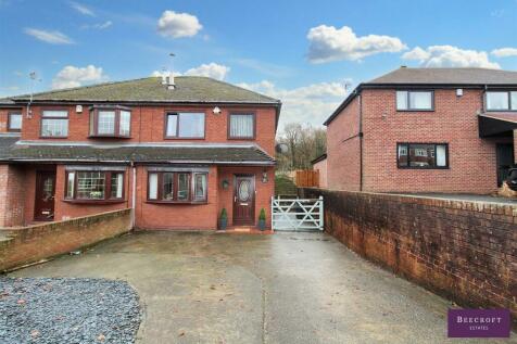 Wood Walk, Wombwell, BARNSLEY 3 bed semi