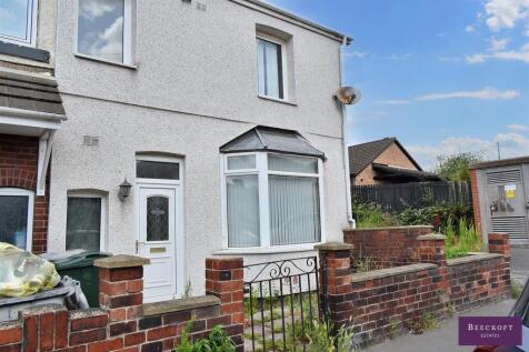 School Street, Thurnscoe, Rotherham 3 bed end of terrace house for sale