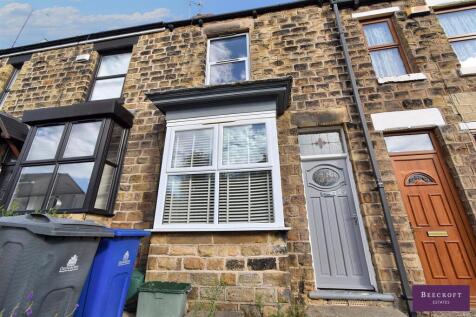 Cromwell Road, Mexborough 2 bed terraced house for sale