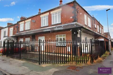 High Street, Thurnscoe, Rotherham 2 bed flat for sale