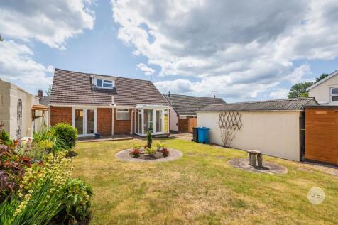 3 bedroom chalet for sale