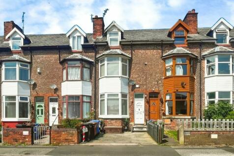 4 bedroom terraced house for sale