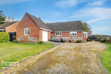 Houghton Lane, North Pickenham 3 bed detached bungalow for sale