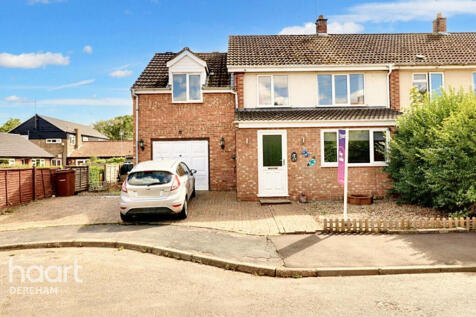 Rougholme Close, Gressenhall 5 bed semi