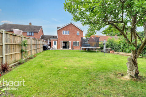 Manor Close, Hockering 4 bed link detached house for sale