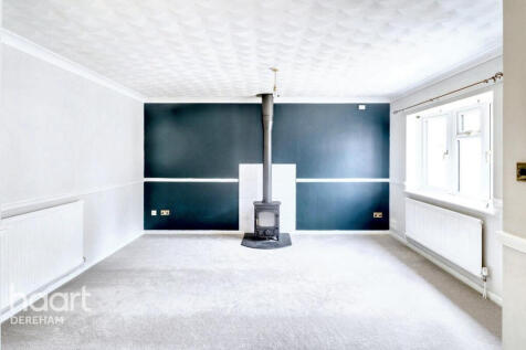 Charles Close, Toftwood 3 bed detached bungalow for sale