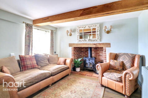 The Green, Shipdham 3 bed cottage for sale