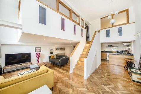 Lyham Road, London SW2 2 bed maisonette for sale