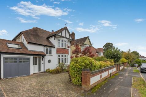 Osborne Road, PENN 4 bed detached house for sale