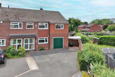West Beeches, Coven, WV9 4 bed end of terrace house for sale