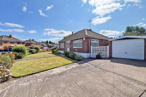 Coniston Road, Wolverhampton, WV6 2 bed detached bungalow for sale