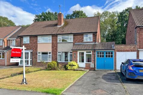 Windsor Gardens, Castlecroft, WV3 3 bed semi