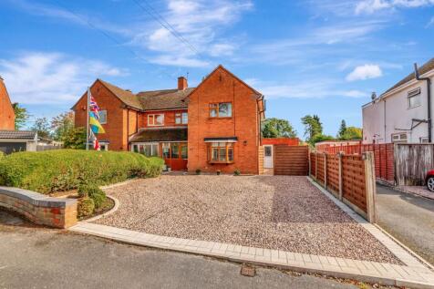 Belvedere Gardens, Wolverhampton, WV6 3 bed semi