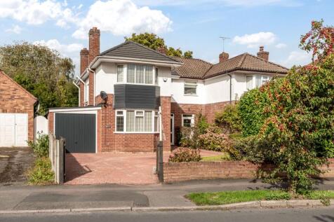 Uplands Avenue, Wolverhampton, WV3 3 bed semi