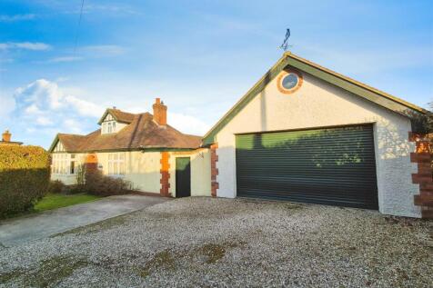 Leamoor Common, Craven Arms 3 bed detached bungalow for sale