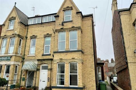 1 bedroom ground floor flat for sale