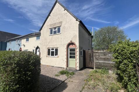 2 bedroom town house for sale