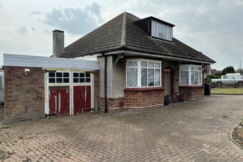 4 bedroom bungalow for sale