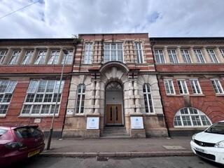 Studio flat for sale