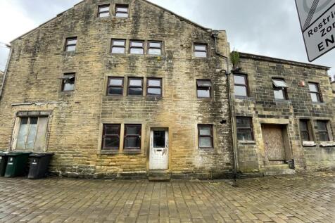 Terraced house for sale