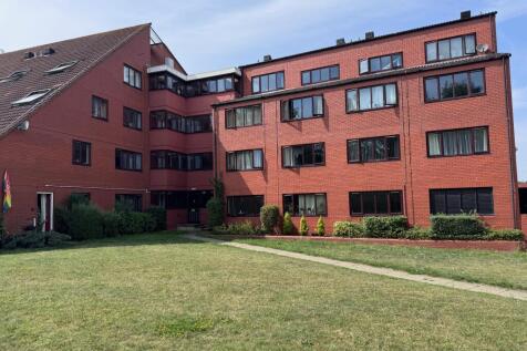 1 bedroom flat for sale