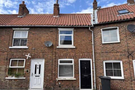 2 bedroom cottage for sale