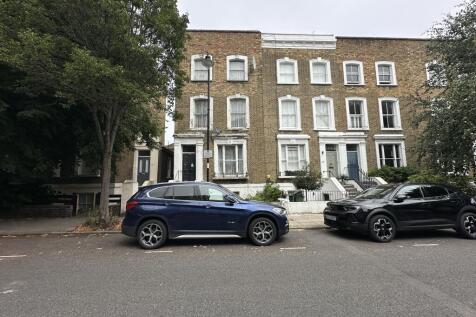 5 bedroom end of terrace house for sale