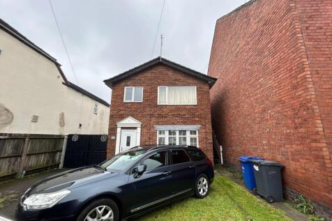 2 bedroom maisonette for sale