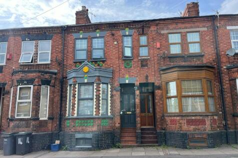 4 bedroom house of multiple occupation for sale