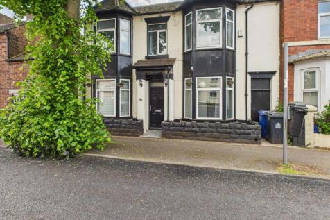 9 bedroom terraced house for sale