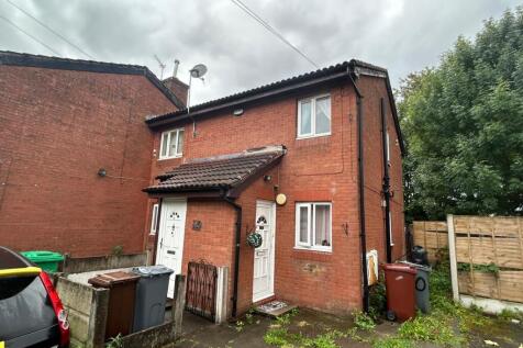 2 bedroom maisonette for sale