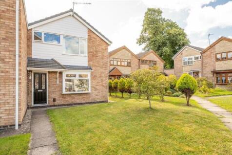 Semi-detached house for sale