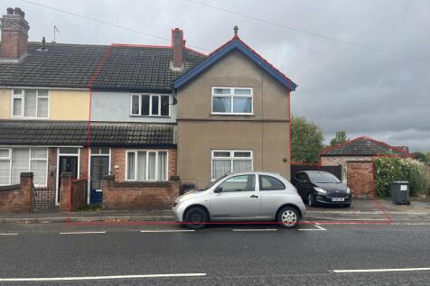 6 bedroom property for sale