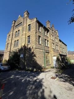 Detached house for sale