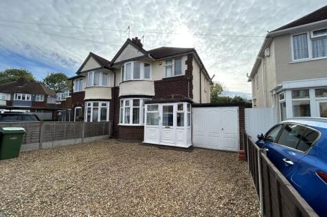 Semi-detached house for sale