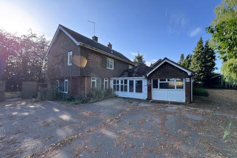 10 bedroom detached house for sale