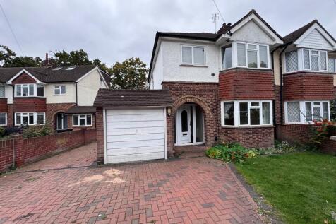 3 bedroom semi-detached house for sale