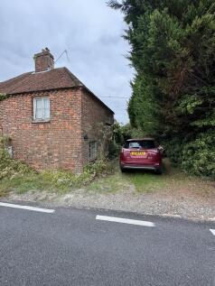4 bedroom cottage for sale