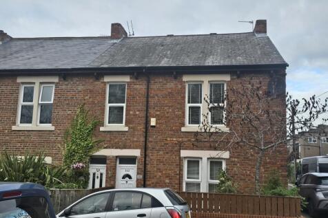 2 bedroom ground floor flat for sale