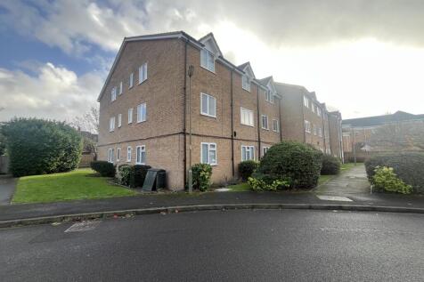 Studio flat for sale